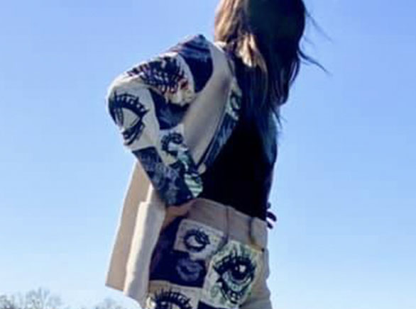 Eyes one cloths