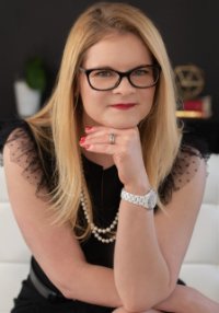 Dr. Cindy Childress