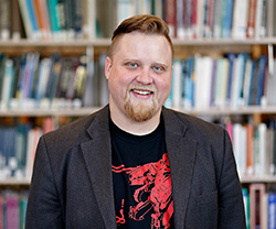 Adam Henze
