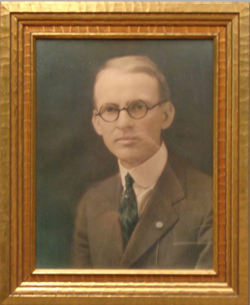 Dr. Macon Leiper