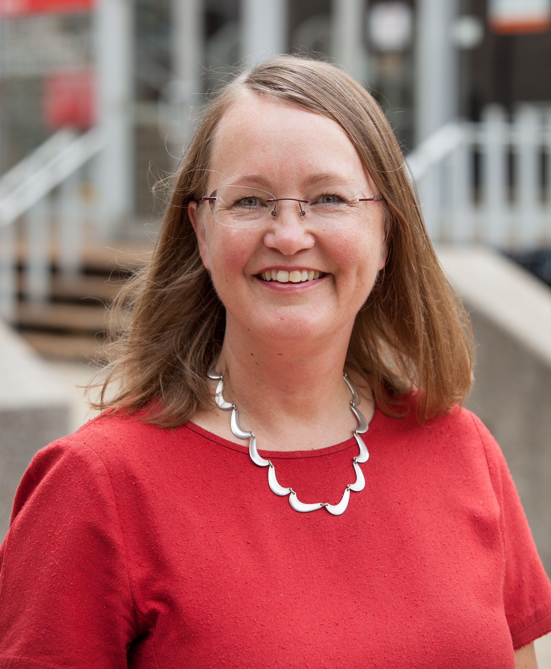 Dean of WKU Libraries Susann deVries Dean of WKU Libraries Susann deVries