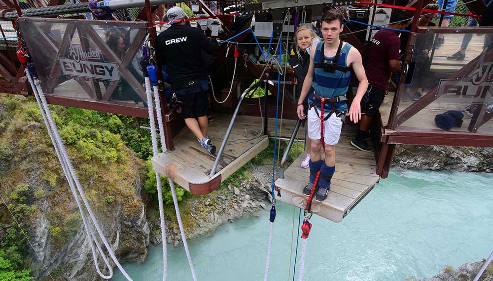 AJ Hackett Bungy