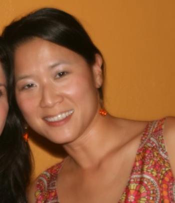 a picture of Holly Lee